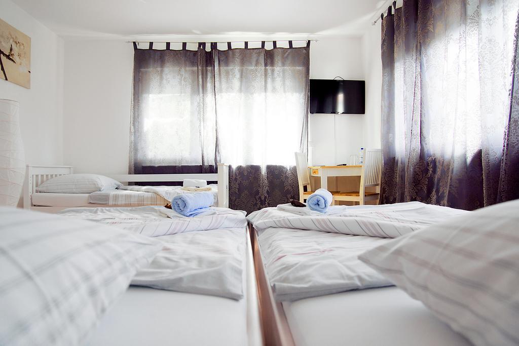 Hostel Villa Viva Брегенц Екстер'єр фото